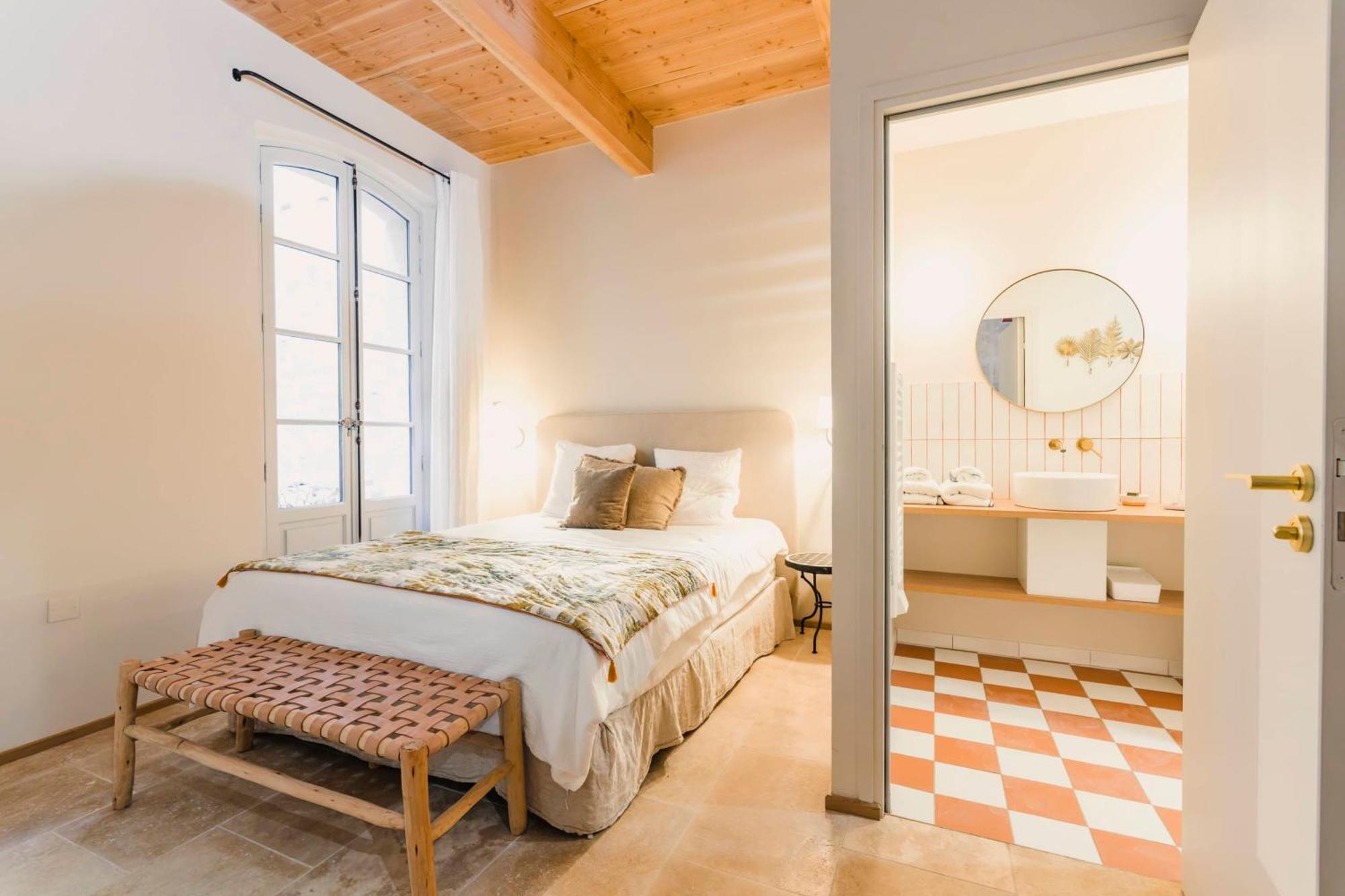 Le Petit Avignon - Chambres & Appartement A Deux Pas Du Pont D'Avignon Et Du Palais Des Papes 외부 사진