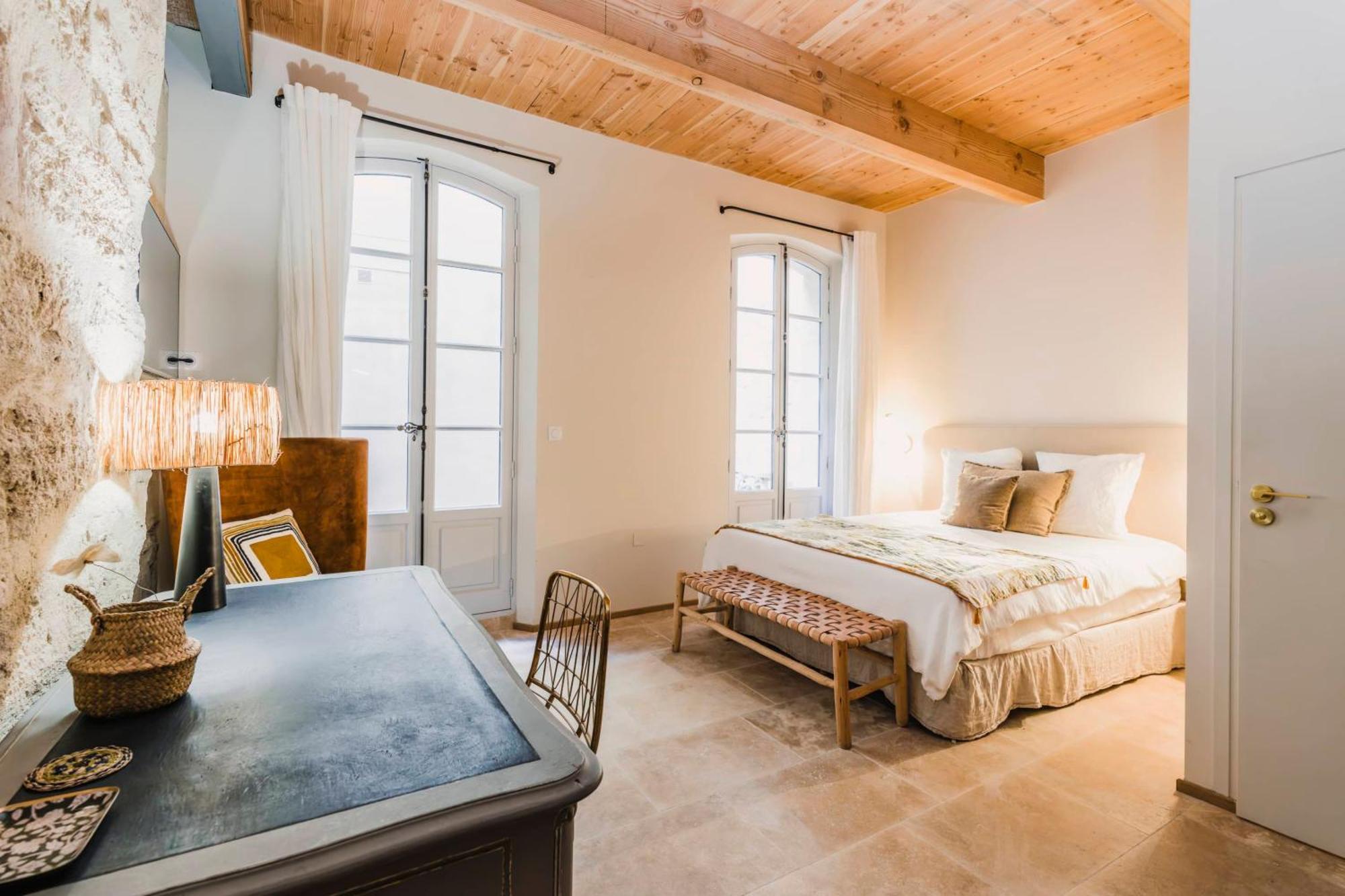 Le Petit Avignon - Chambres & Appartement A Deux Pas Du Pont D'Avignon Et Du Palais Des Papes 외부 사진